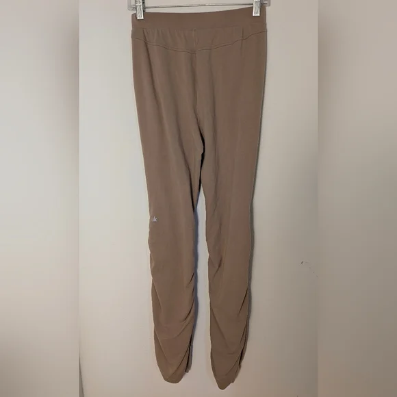 Alo Yoga Ruched Soft Sculpt Pants Taupe Beige Scrunched Wide Leg Buttery Size XS - Picture 8 of 15